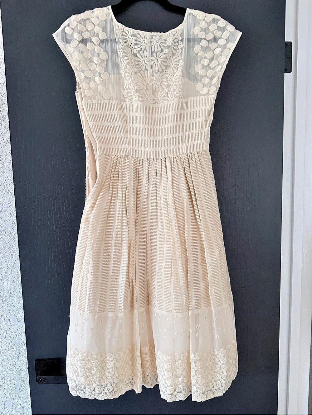 Moulinette Soeurs Lace Detail Midi Dress in Cream Size 0 Like New